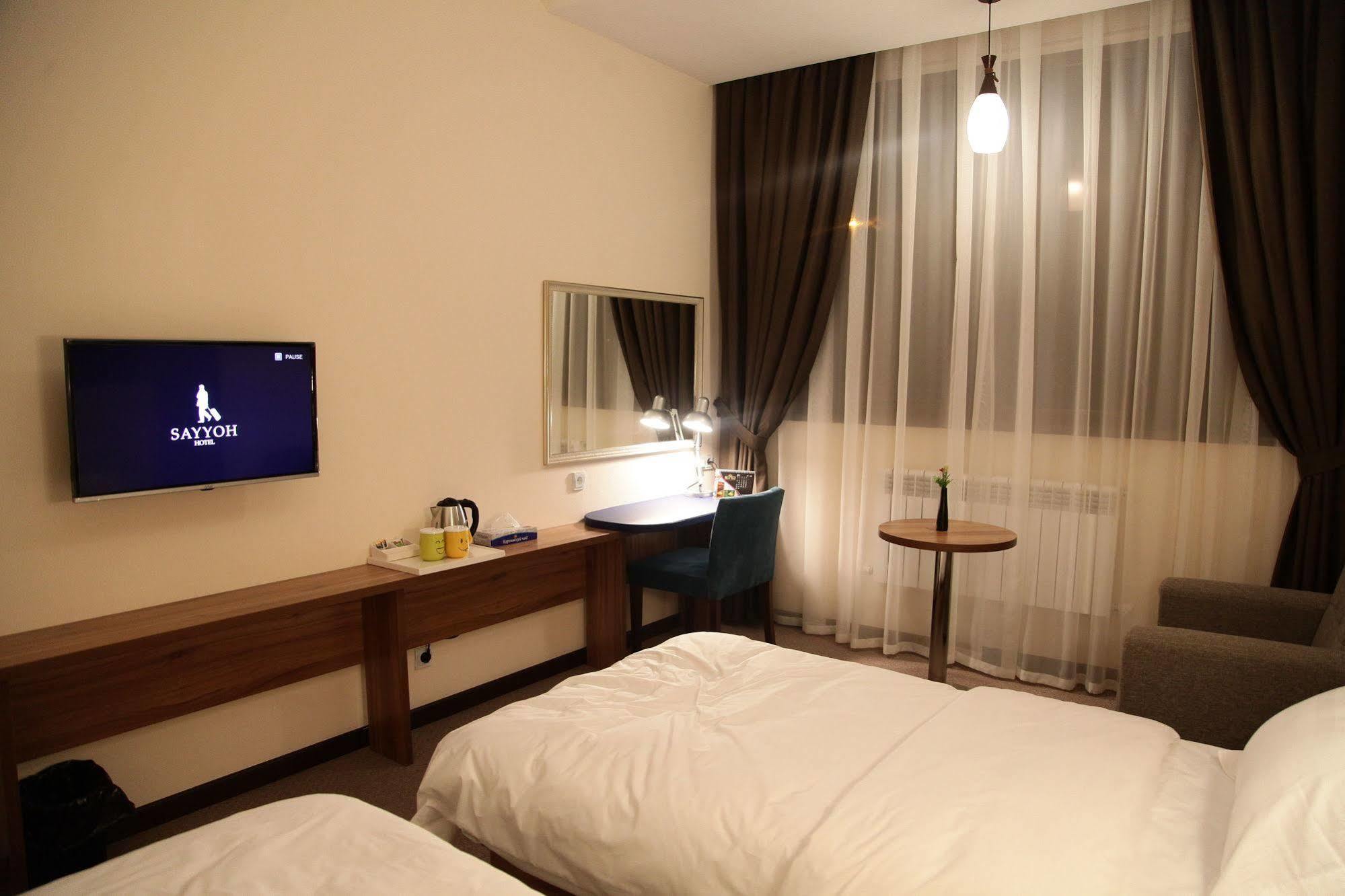 Sayyoh Hotel Ташкент Екстер'єр фото